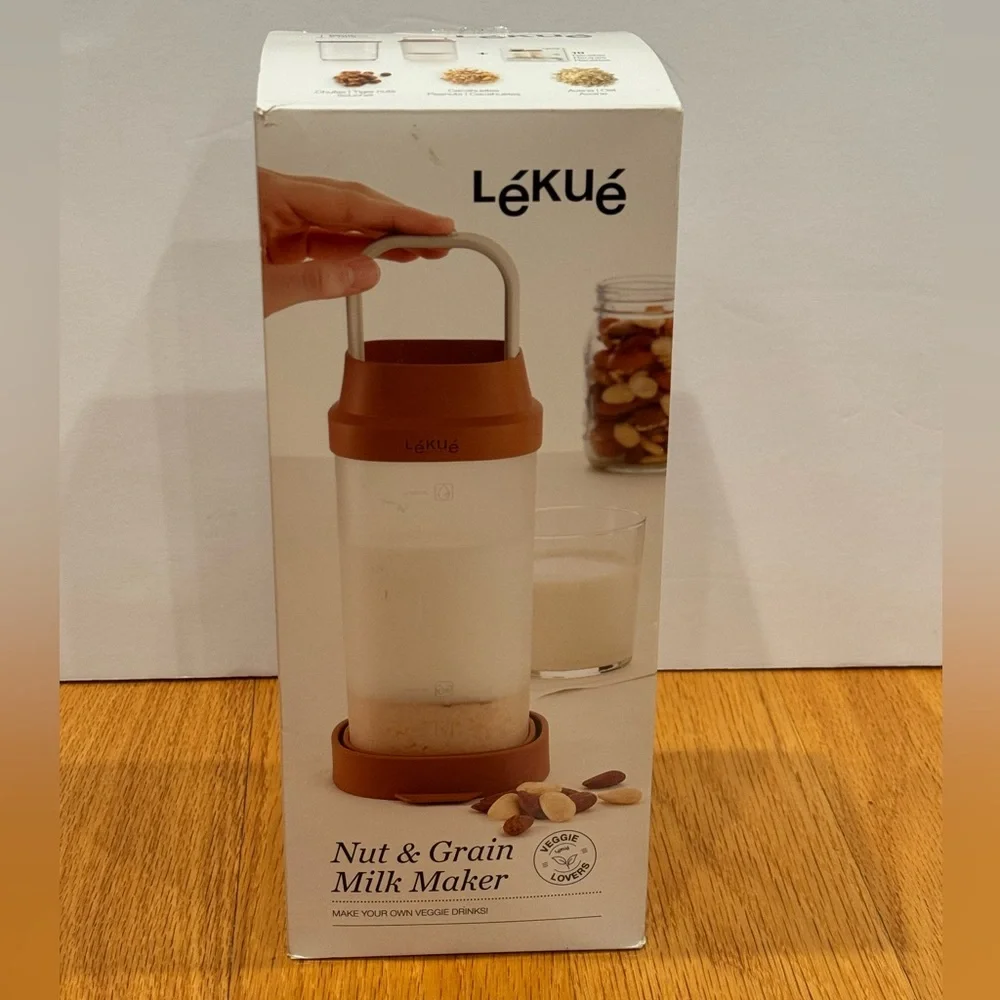 Lekue Nut & Grain Milk Maker 1 QT with Tan Lid. New in box - Picture 2 of 6